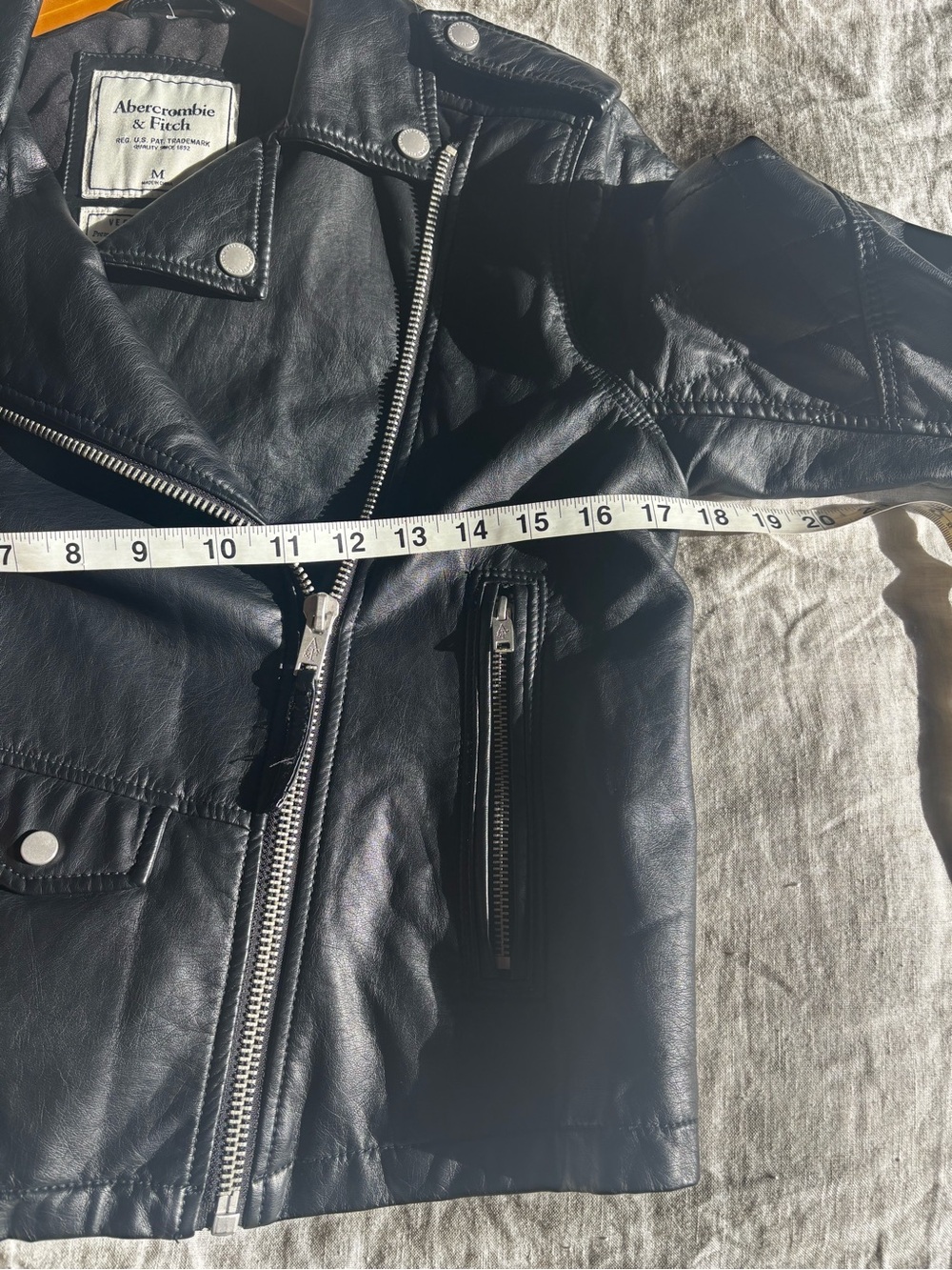 Abercrombie & Fitch Black Quilted-Shoulder Vegan Leather Moto Jacket - Picture 8 of 9